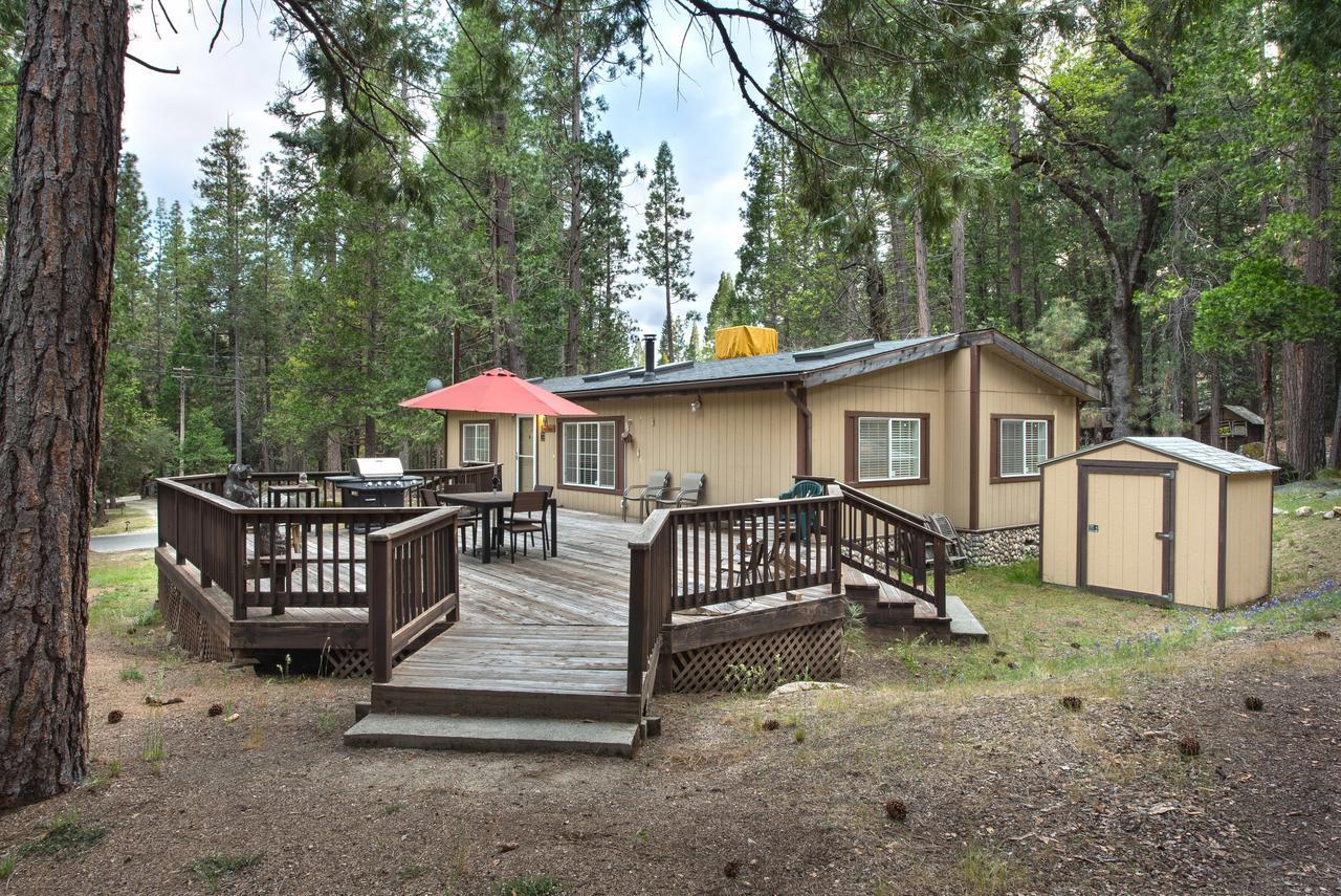 42R Rosenberg'S Creekside Cabin Villa Wawona Exterior photo